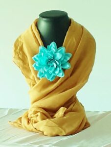 foulard femme moutarde